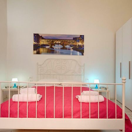 Ferienwohnung Appuntamento A Ponte Vecchio Florenz Exterior foto